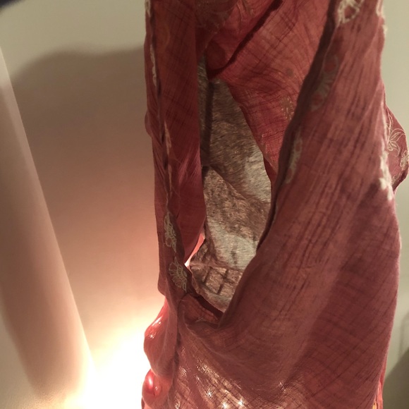 Shawl - Picture 4 of 5